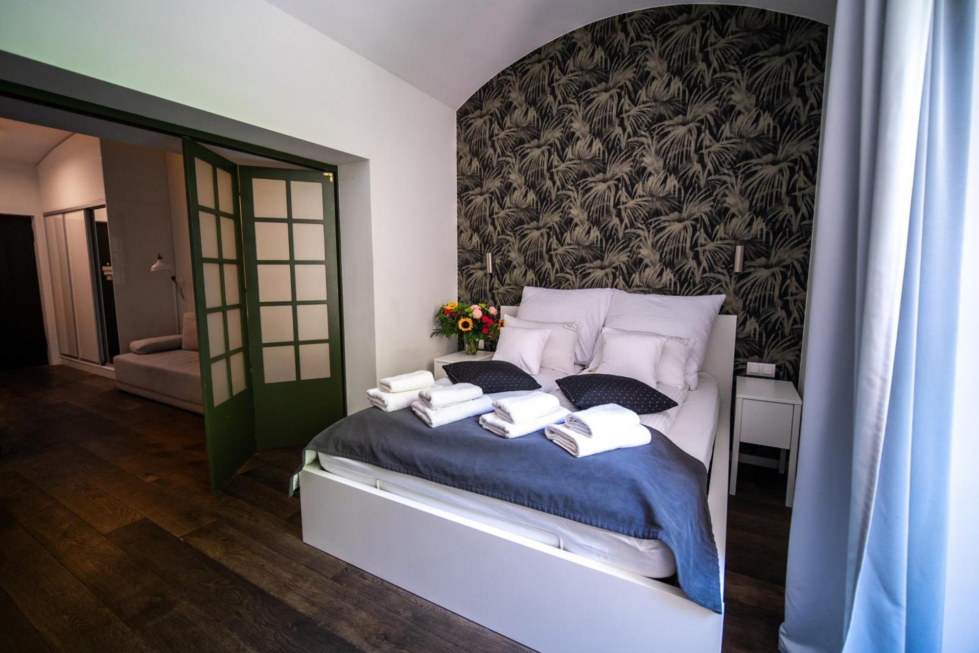 Premium Apartments By Wawel Castle Красков Екстериор снимка